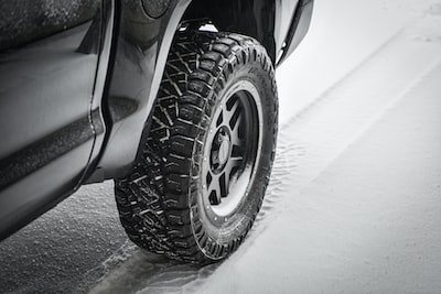 Pourquoi faut-il mettre des pneus hiver ?